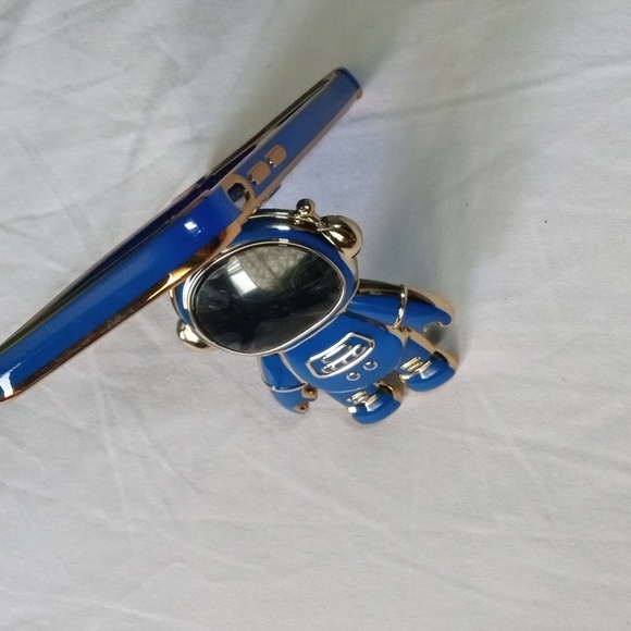 SOLD OUT - Picture 2 of 3